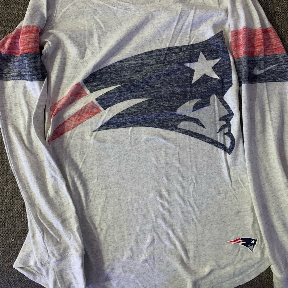 Women’s New England Patriots Top